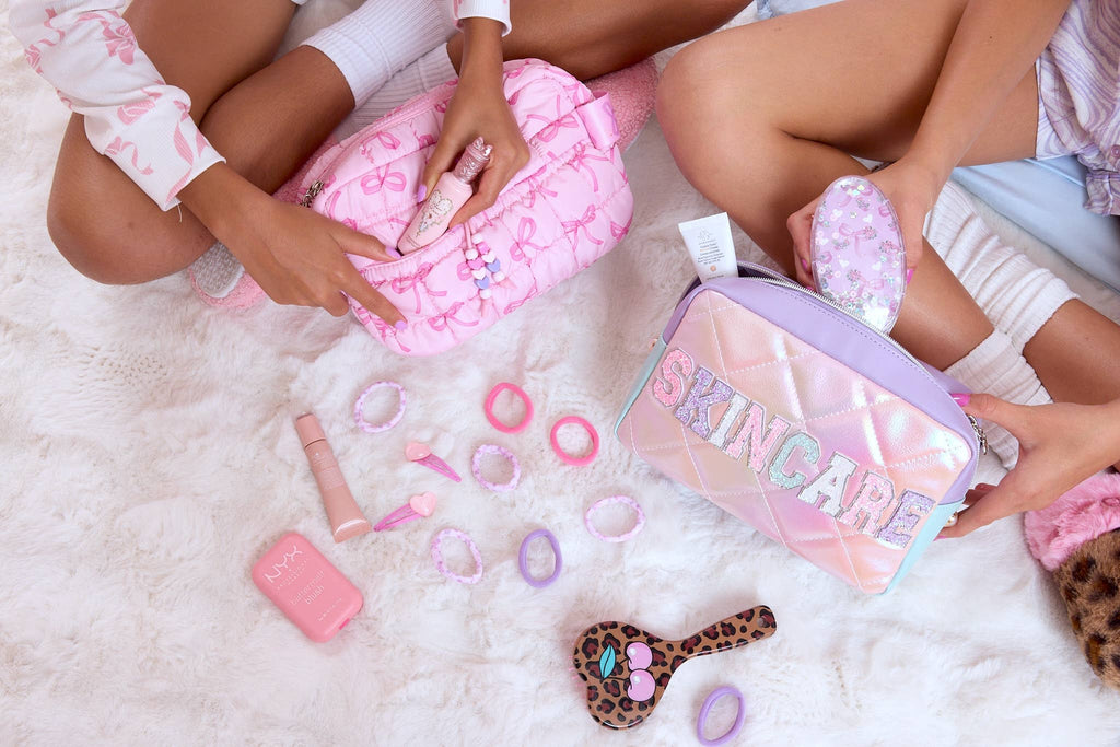 "GRWM" Quilted Bow Printed Pouch